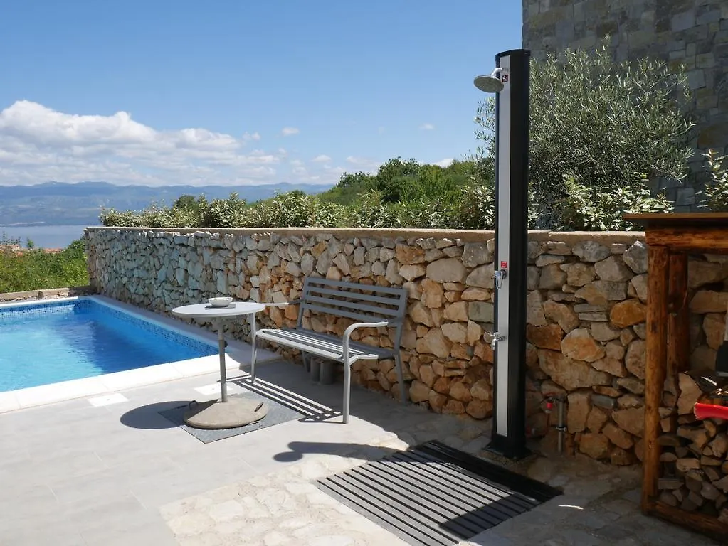 Villa Paradise Vrbnik 0*,  Kroatien